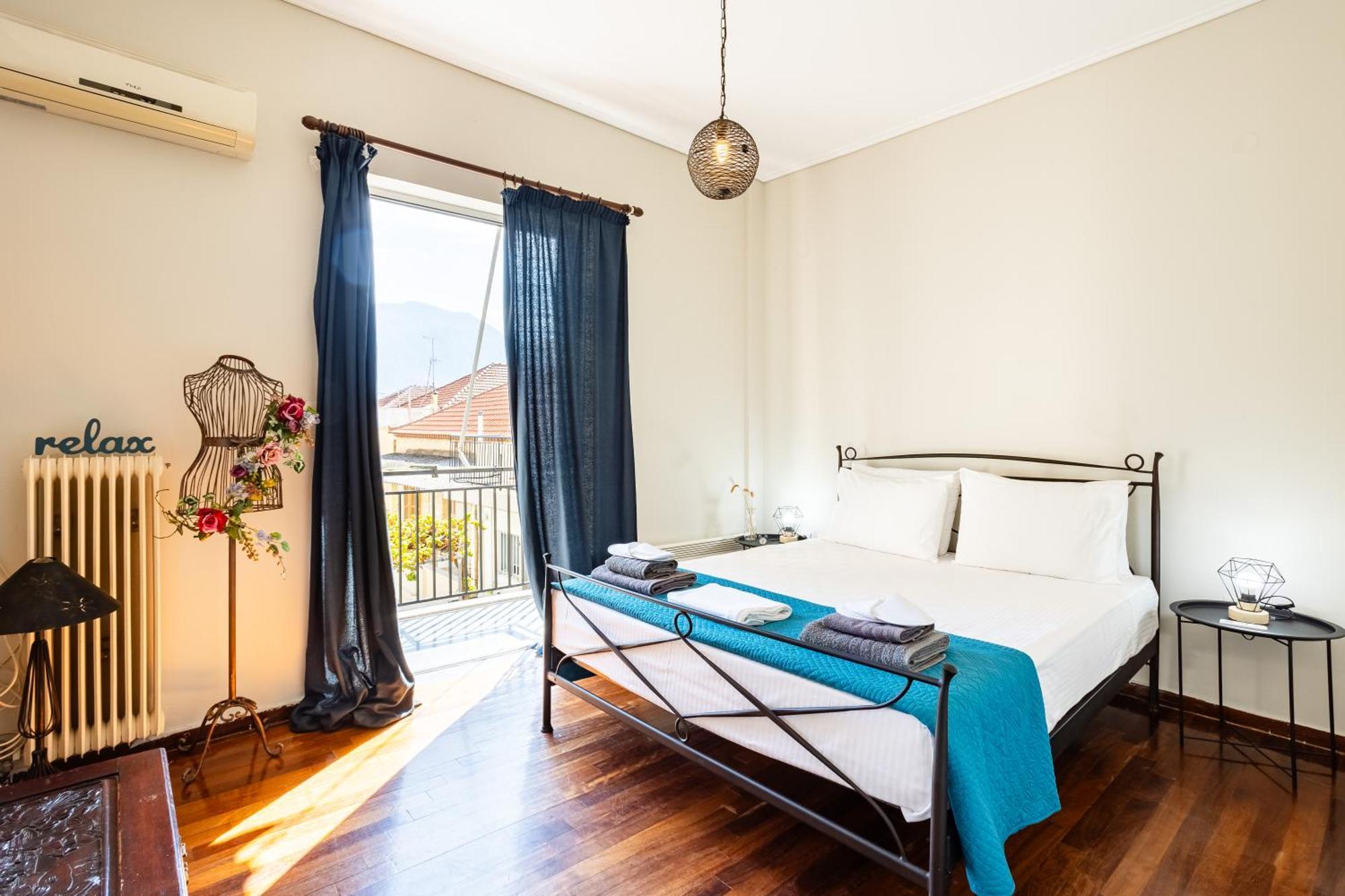 Vicky'S Cozy Nest, Your Home By The Sea Kalamata Ngoại thất bức ảnh