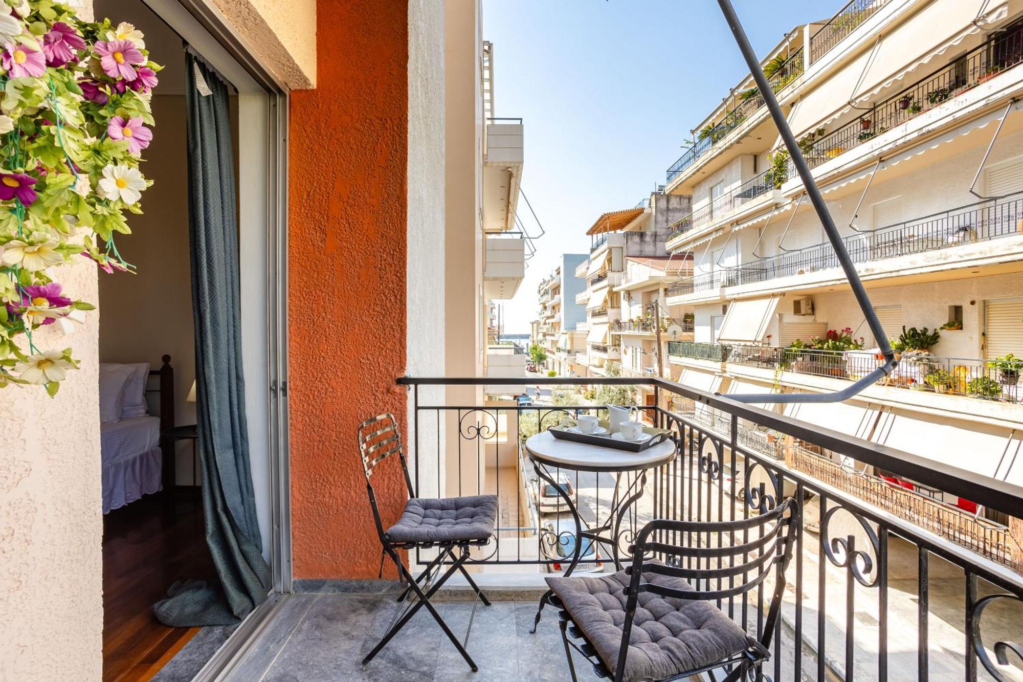 Vicky'S Cozy Nest, Your Home By The Sea Kalamata Ngoại thất bức ảnh